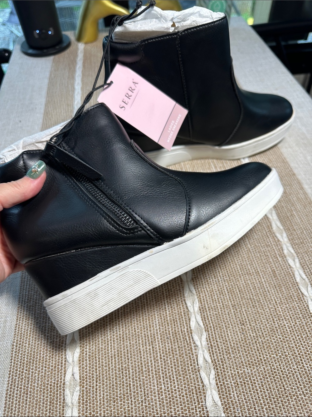 Women’s Wedge Sneakers - Picture 5 of 6